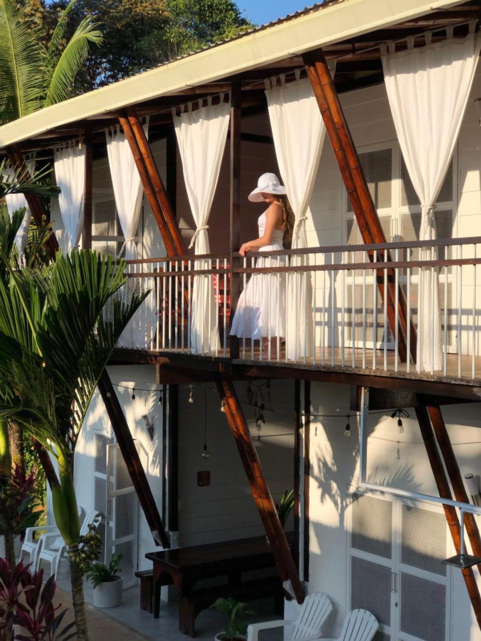Ballena Dorada Lodge Увіта Екстер'єр фото